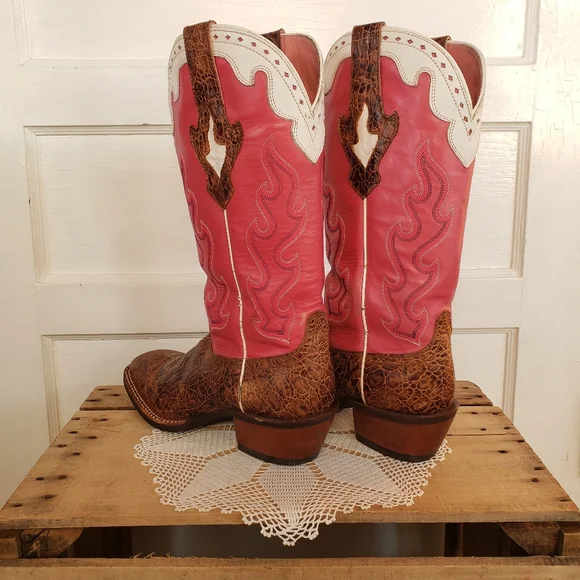 **SOLd*💗💫Ariat Vintage Cowgirl 🌸Barbie Pink🌸 Crossfire Caliente💫💗 8.5B - Picture 6 of 14